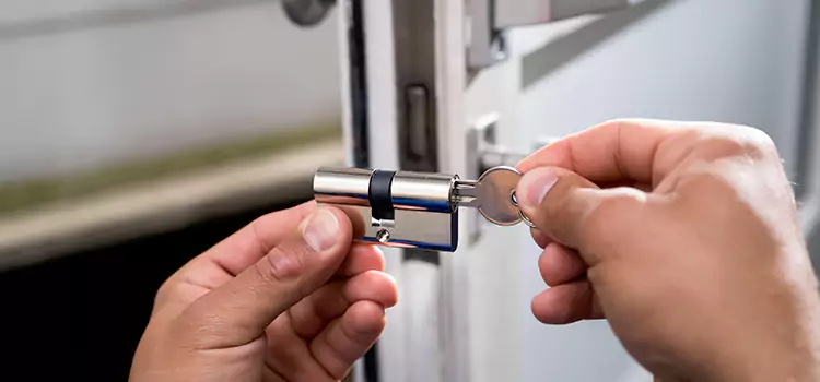Emergency Locksmith for House North Valley Stream