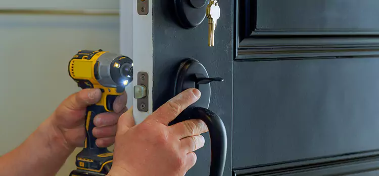 Commercial Door Lock Installation North Valley Stream